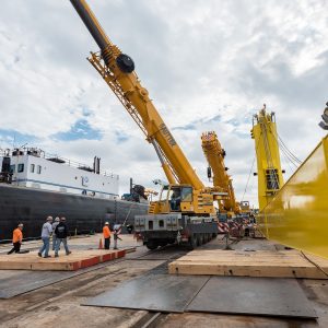 Sautter Crane Image - Naval Yard (2 of 12)
