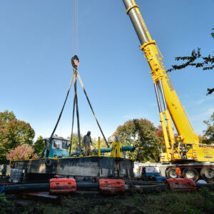 Sautter Crane Image - Barge Lift (2 of 9)